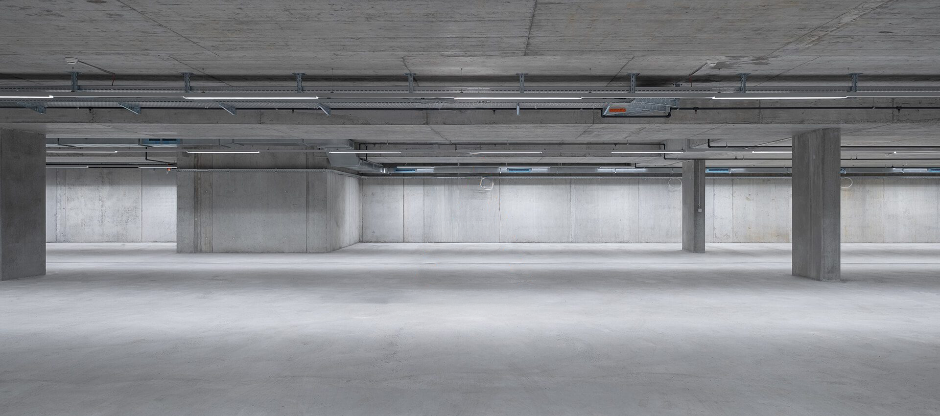 Header über uns